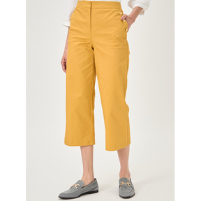 Bermuda Capri Botones...